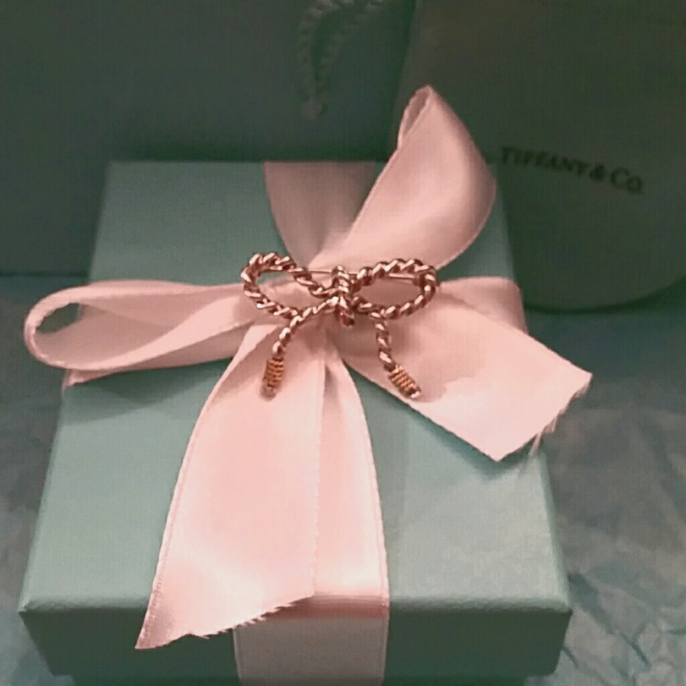 Tiffany & Co. 925/750 Ribbon Brooch/Pendant